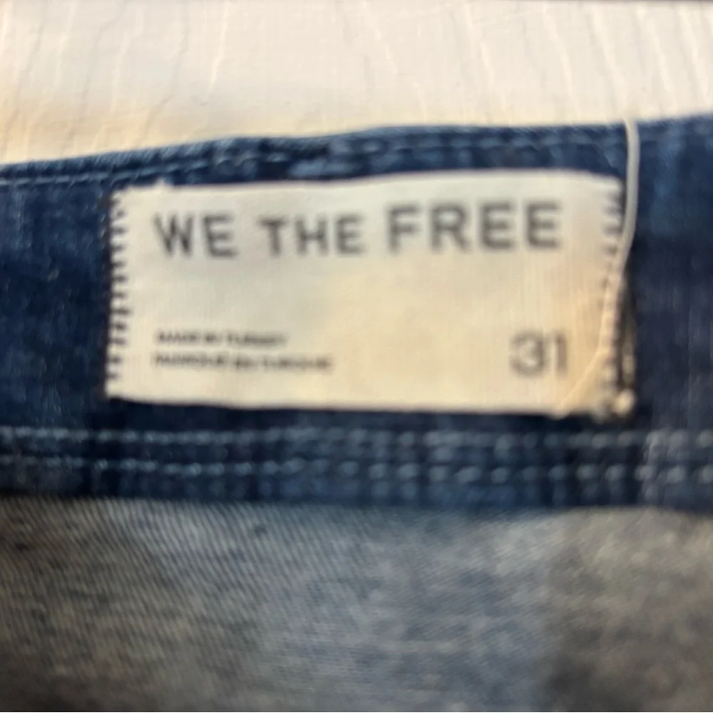 We The Free Wide Leg Jeans! - Picture 2 of 5